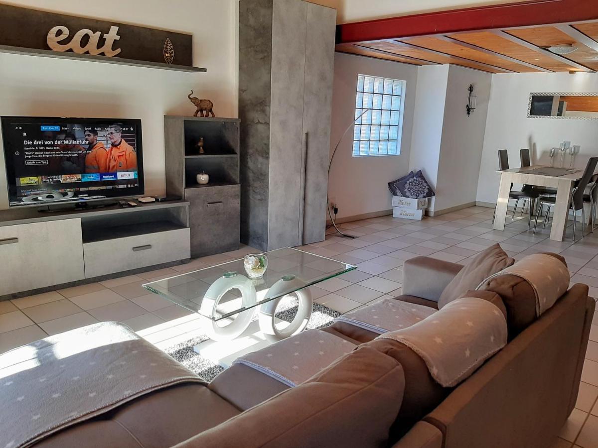 Holidays Homes Il Folletto Quartino Luaran gambar