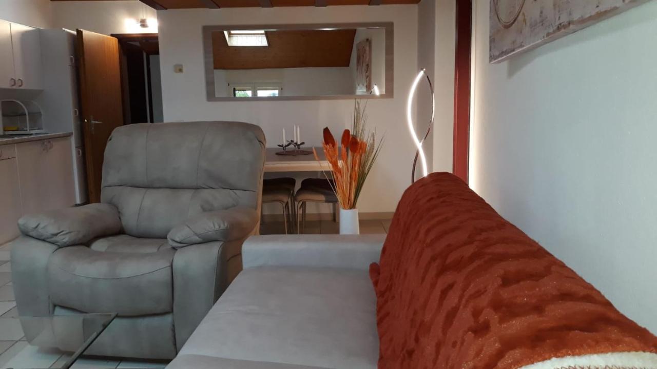 Holidays Homes Il Folletto Quartino Luaran gambar