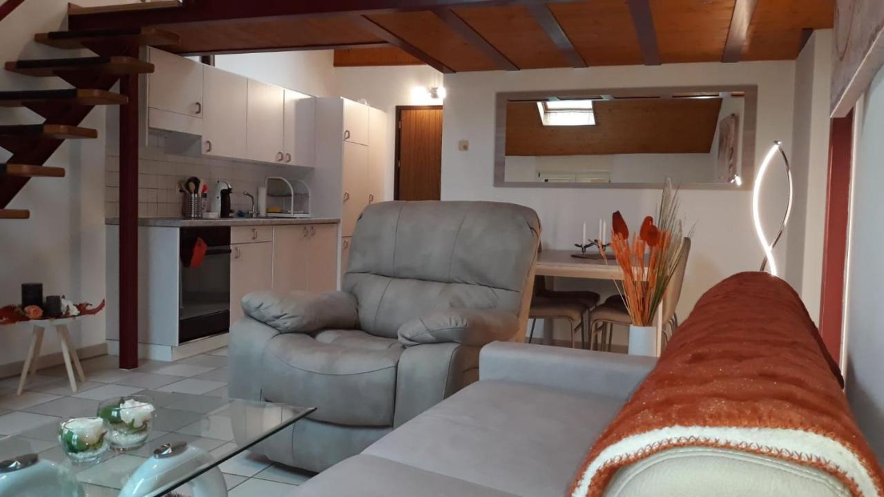 Holidays Homes Il Folletto Quartino Luaran gambar