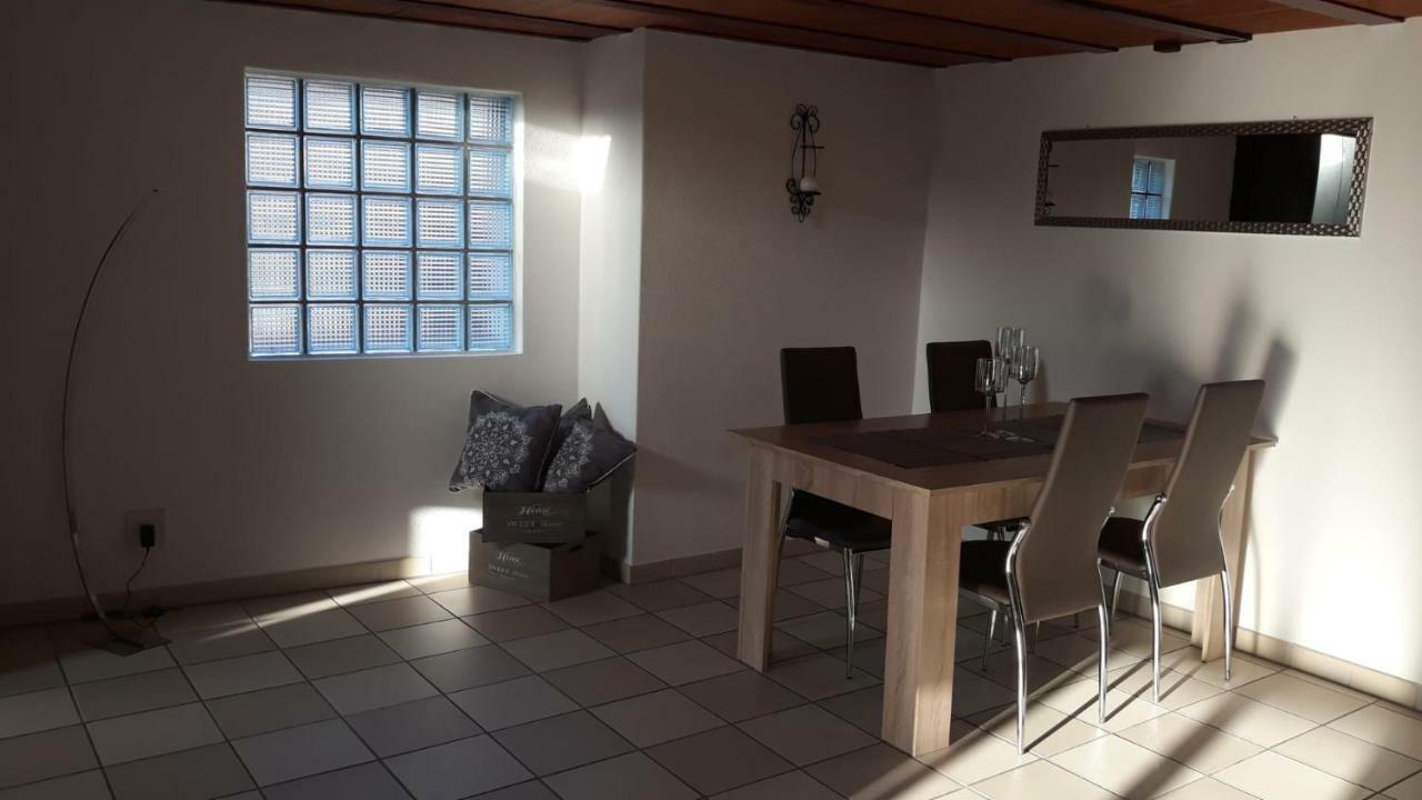 Holidays Homes Il Folletto Quartino Luaran gambar