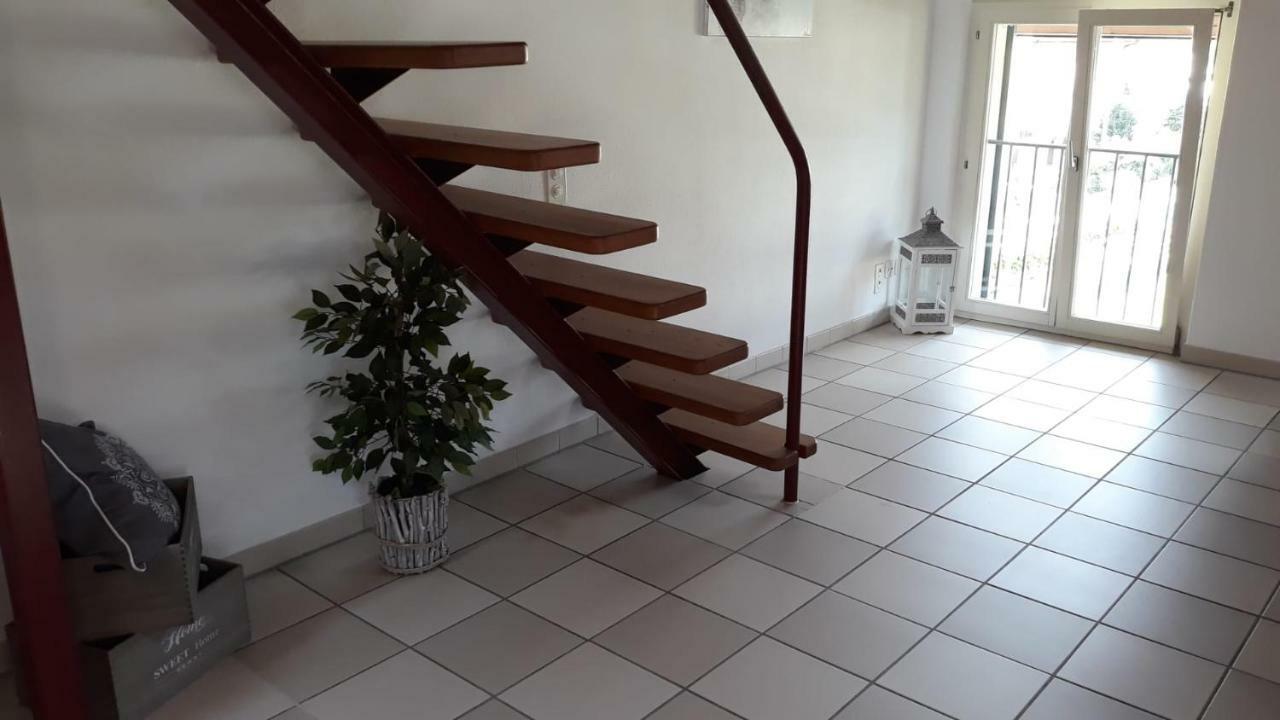 Holidays Homes Il Folletto Quartino Luaran gambar