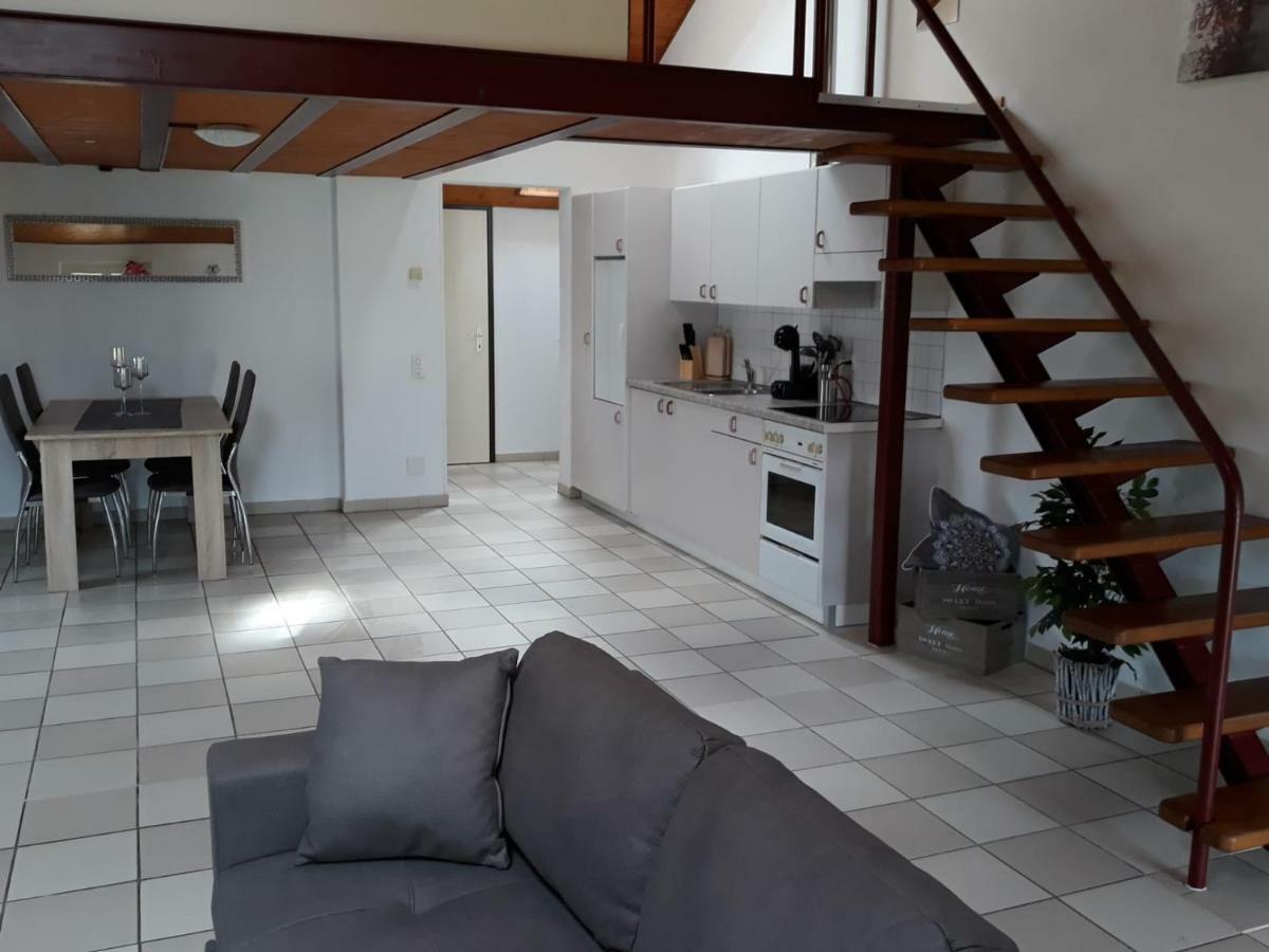 Holidays Homes Il Folletto Quartino Luaran gambar