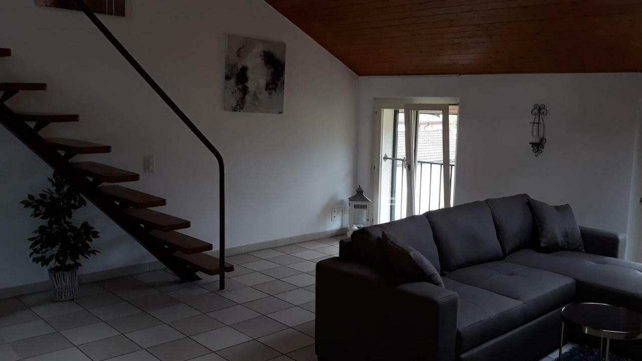 Holidays Homes Il Folletto Quartino Luaran gambar