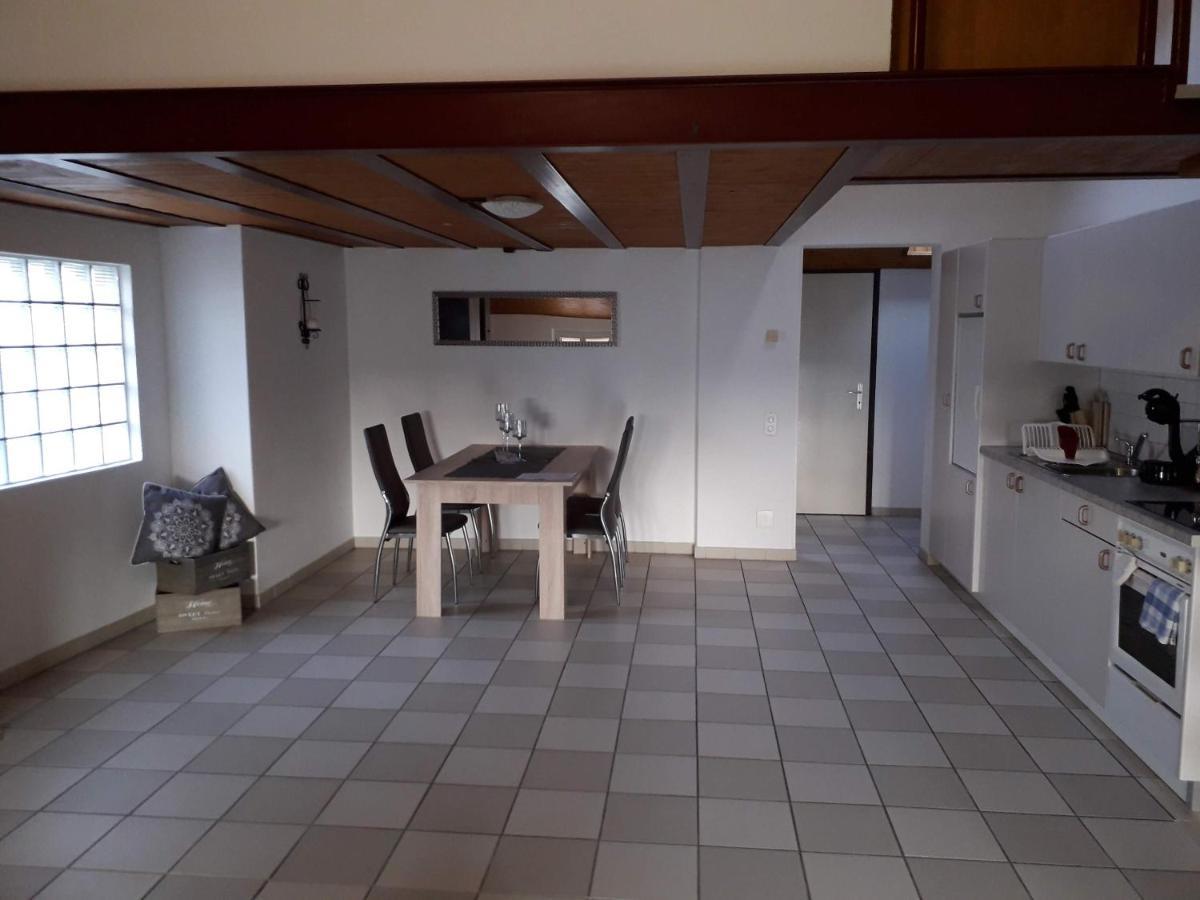 Holidays Homes Il Folletto Quartino Luaran gambar